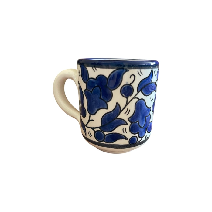 A coffee cup (blue)
